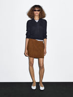 Suede leather mini skirt with topstitching