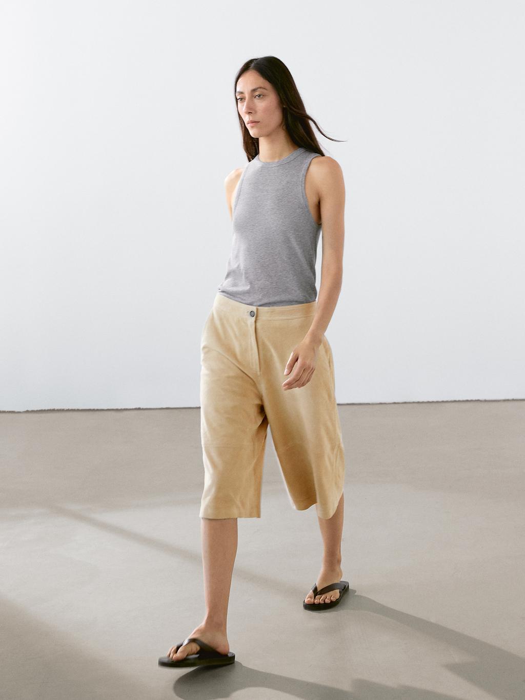 Long suede leather Bermuda shorts