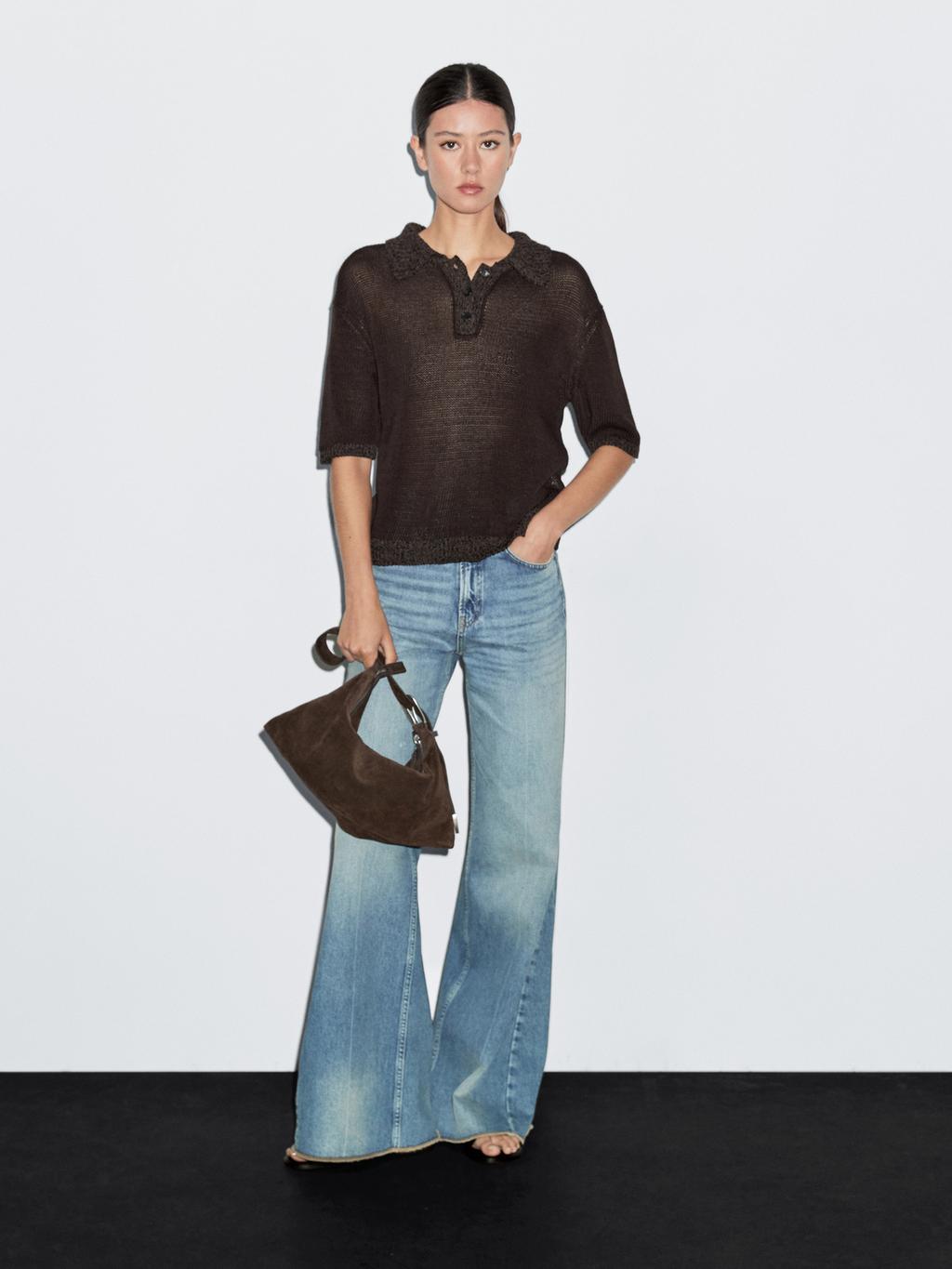 Polo sweater with contrast collar