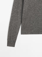 Wool blend knit sweater with crew neck