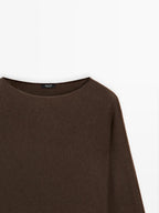 Boat neck knit sweater