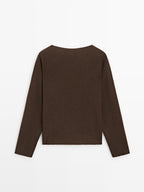 Boat neck knit sweater