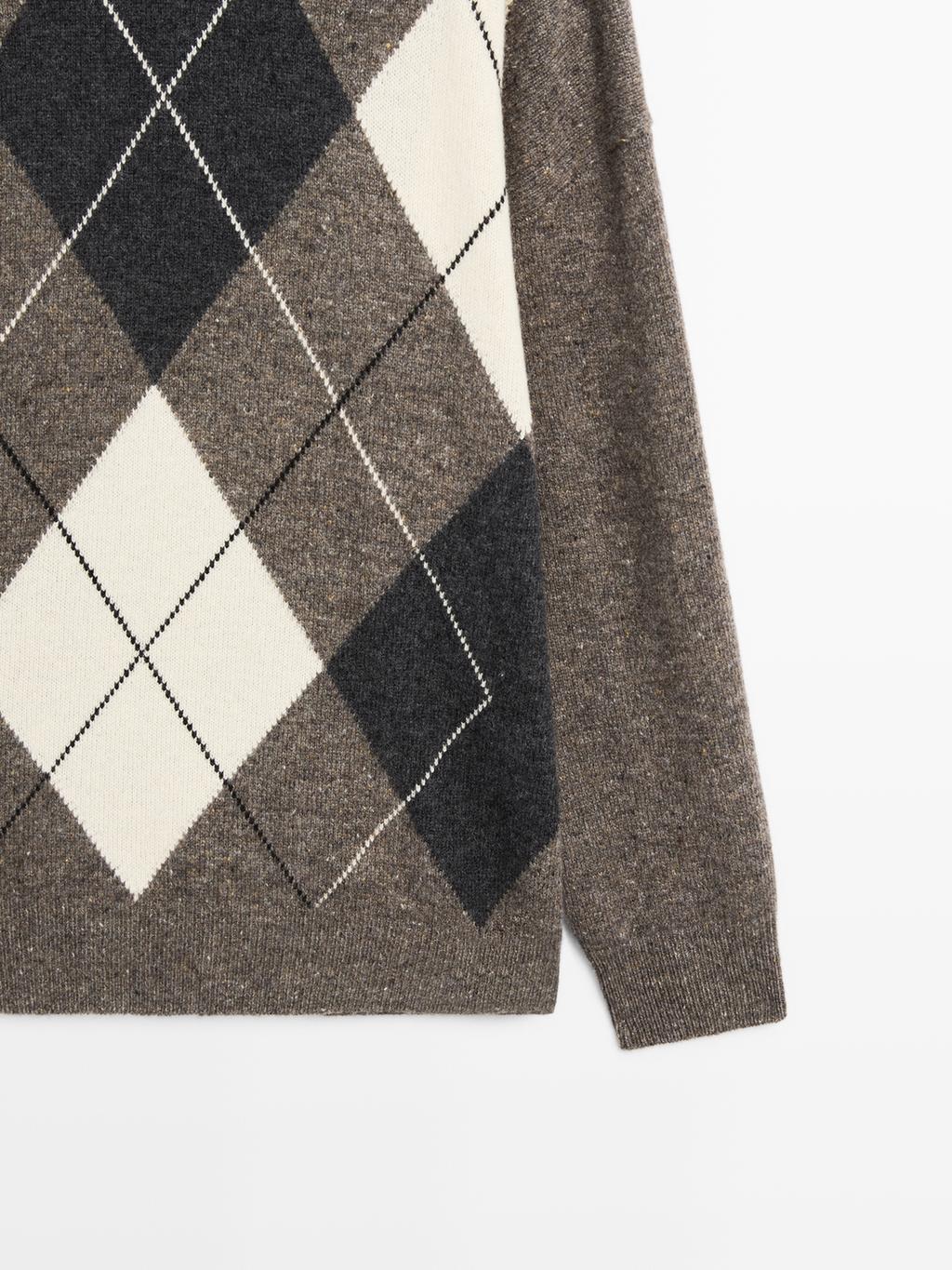 Oversize knit 100% wool argyle sweater