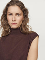 100% cashmere knit vest