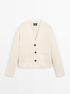 100% wool knit cardigan with pockets