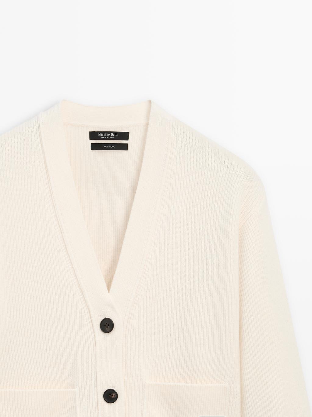 100% wool knit cardigan with pockets