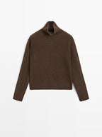 100% wool high neck knit sweater