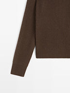 100% wool high neck knit sweater