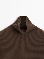 100% wool high neck knit sweater