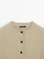 Knit cardigan with raglan sleeves