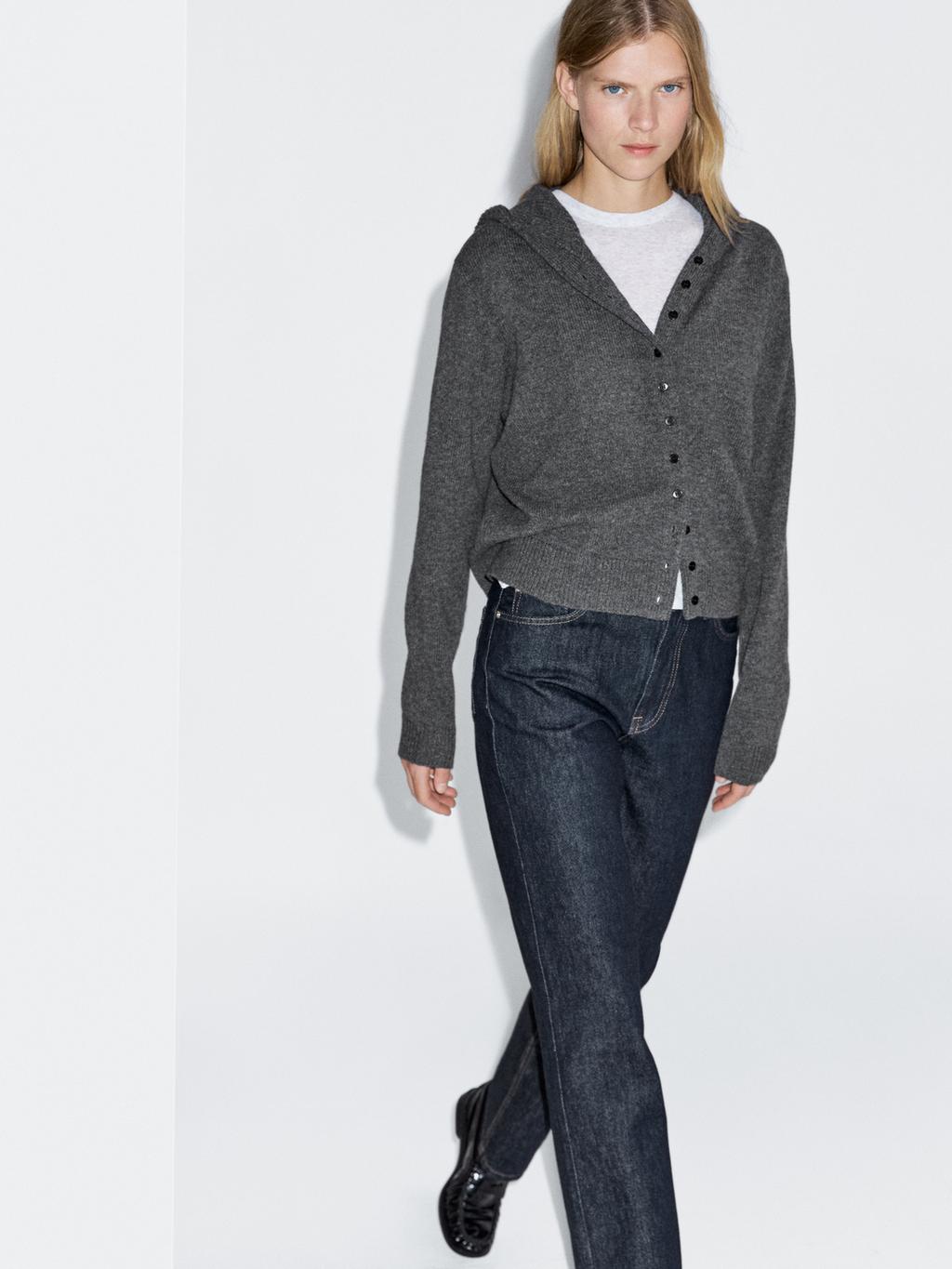 Knit 100% wool cardigan with hood