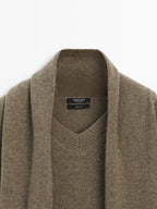 100% wool knit sweater with scarf and pocket