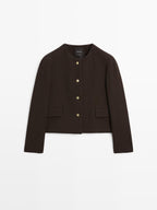 Cropped jacket with buttons