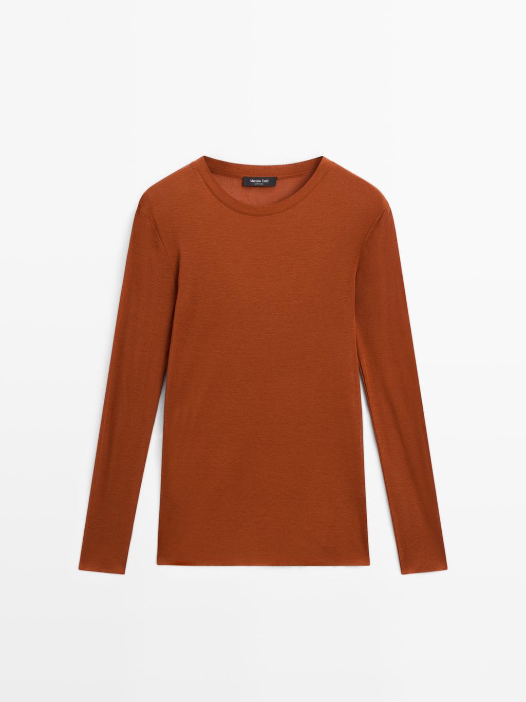 Lightweight regular fit long sleeve T-shirt