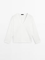 Oversize V-neck T-shirt