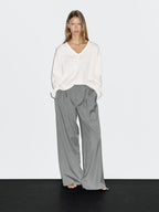 Oversize V-neck T-shirt