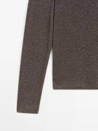 Long sleeve T-shirt with metallic finish