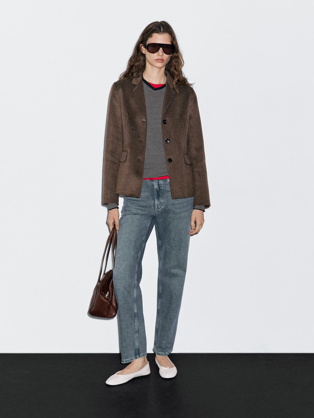 Wool blend blazer with tailored collar