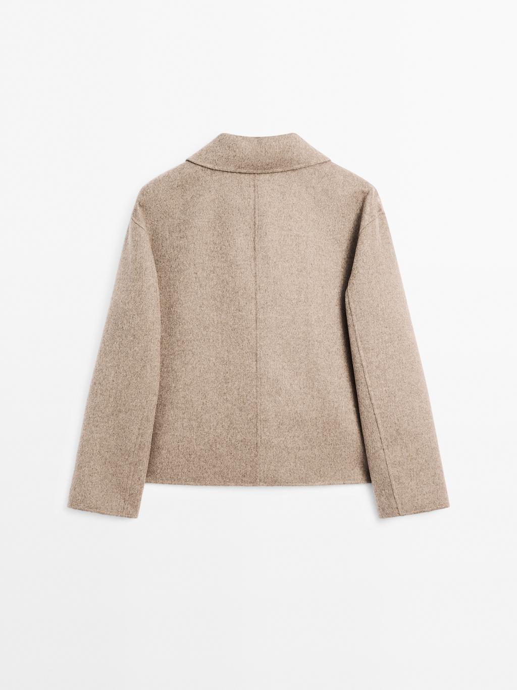 Short wool blend coat with buttons