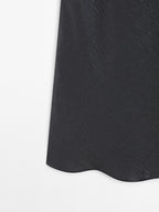 Flowing strapless midi dress