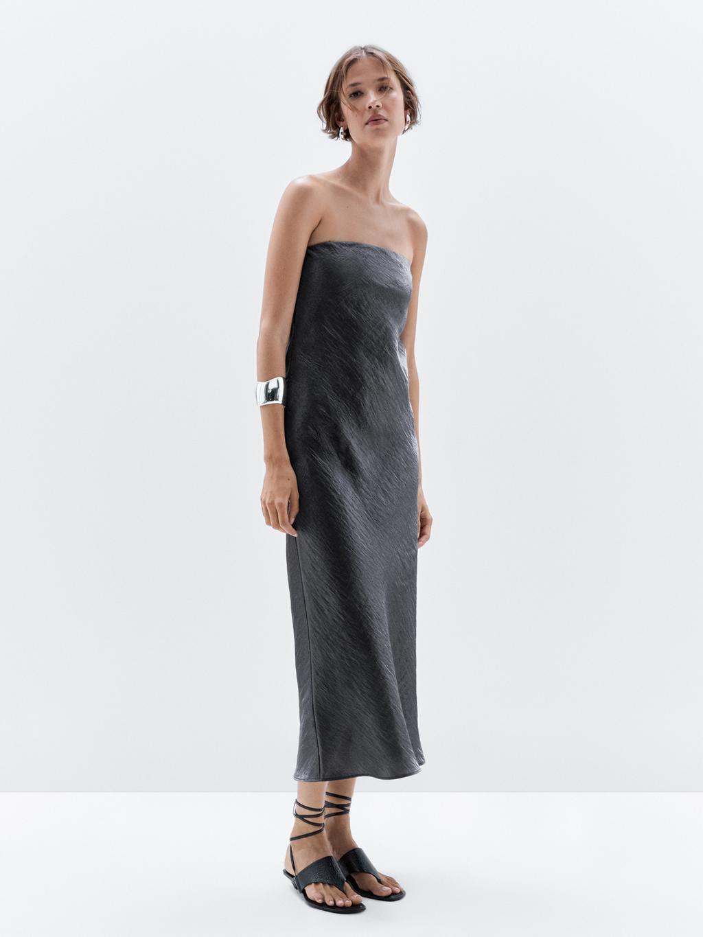 Flowing strapless midi dress
