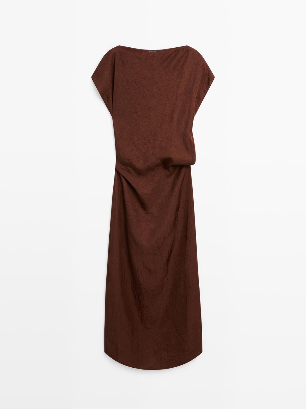 Long dress with gathered waist detail