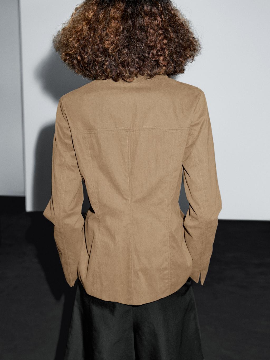 Cotton blend blazer with button detail