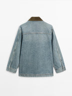 Denim jacket with pockets