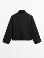 Short water-repellent quilted bomber jacket