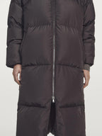 Long water-repellent puffer down jacket with hood