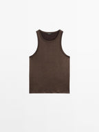 Round neck top with shimmery detail