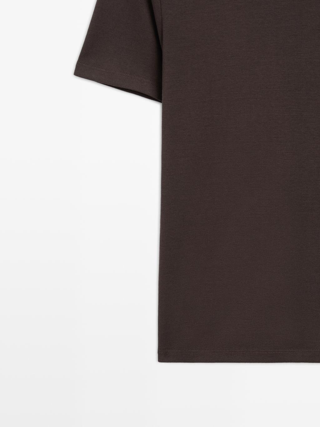 100% cotton V-neck T-shirt