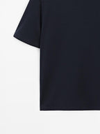 Short-sleeve T-shirt with back seam detail