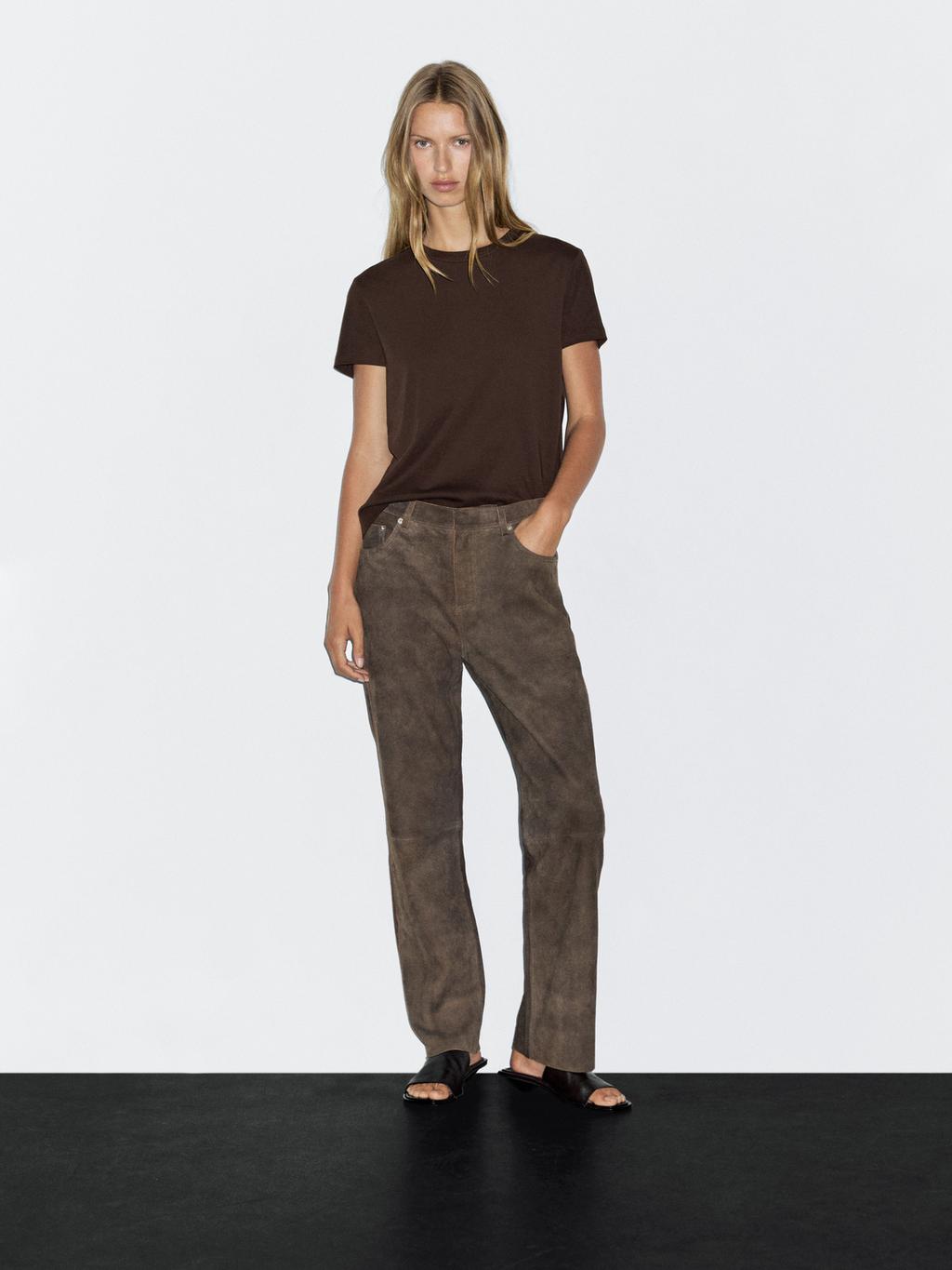 100% cotton T-shirt with seam detail