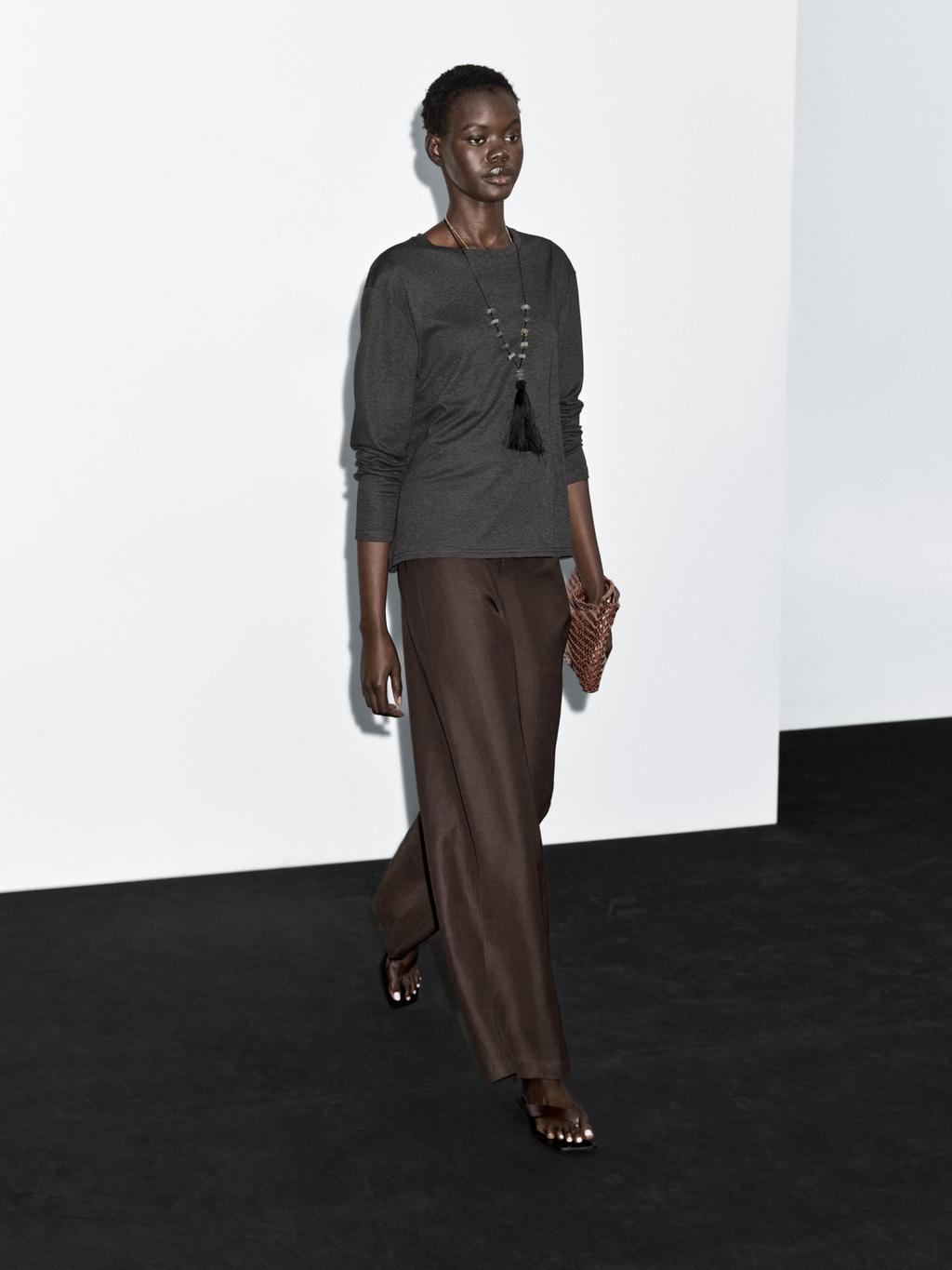 Long sleeve T-shirt with seam detail