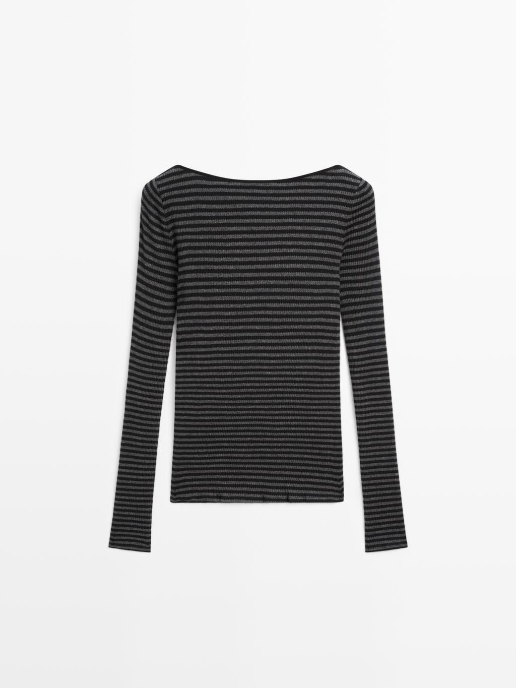Striped long sleeve T-shirt