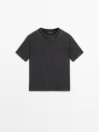 Distressed oversize T-shirt