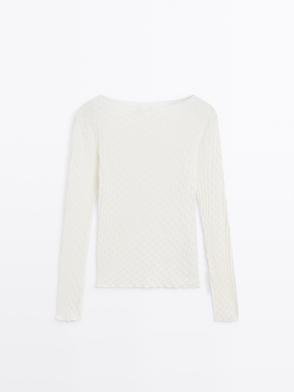 Long sleeve textured 100% cotton top