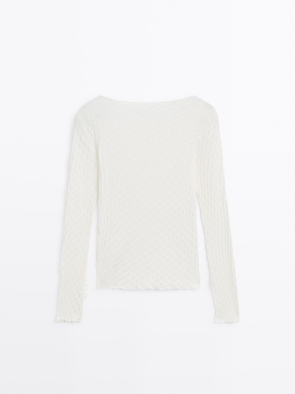 Long sleeve textured 100% cotton top