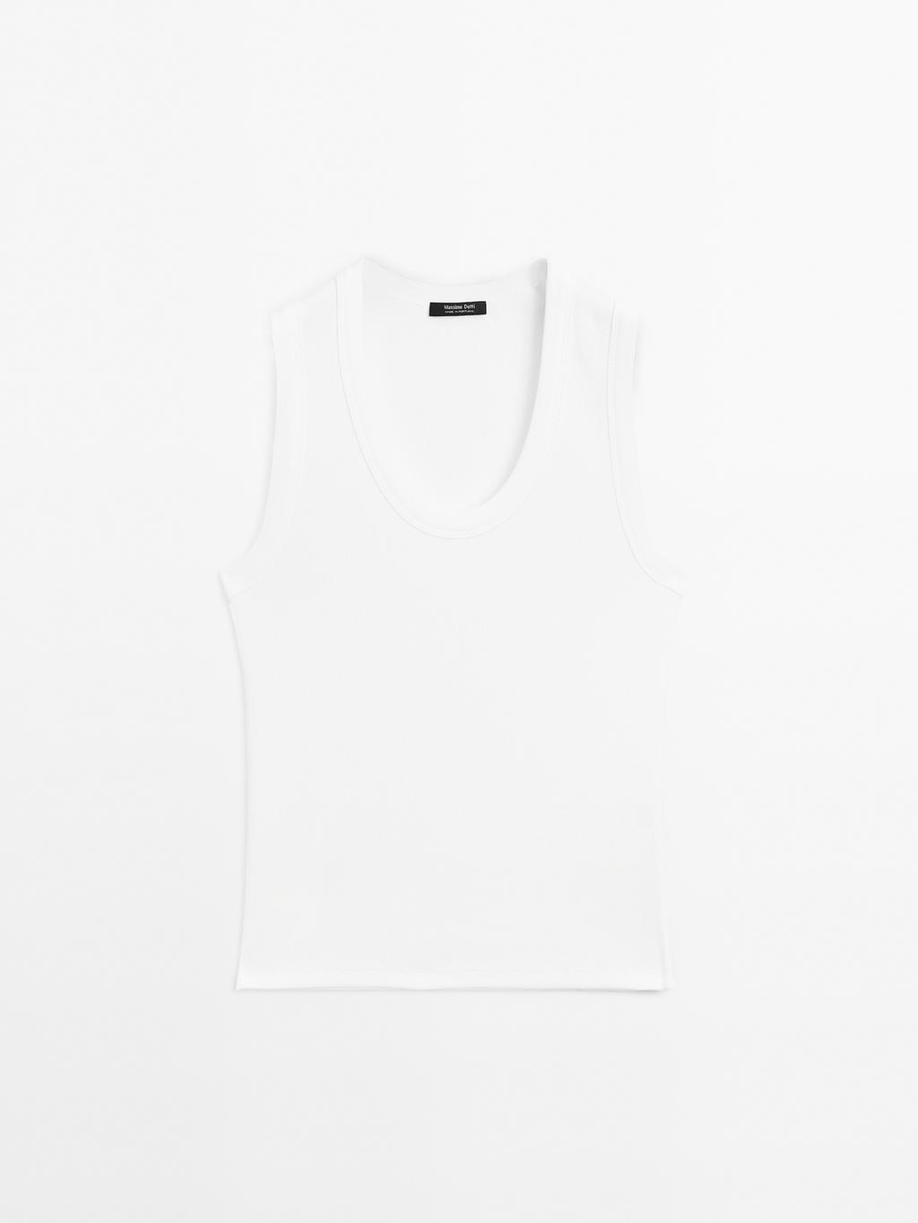 Heavy weight ribbed round neck top