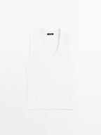 Heavy weight ribbed round neck top