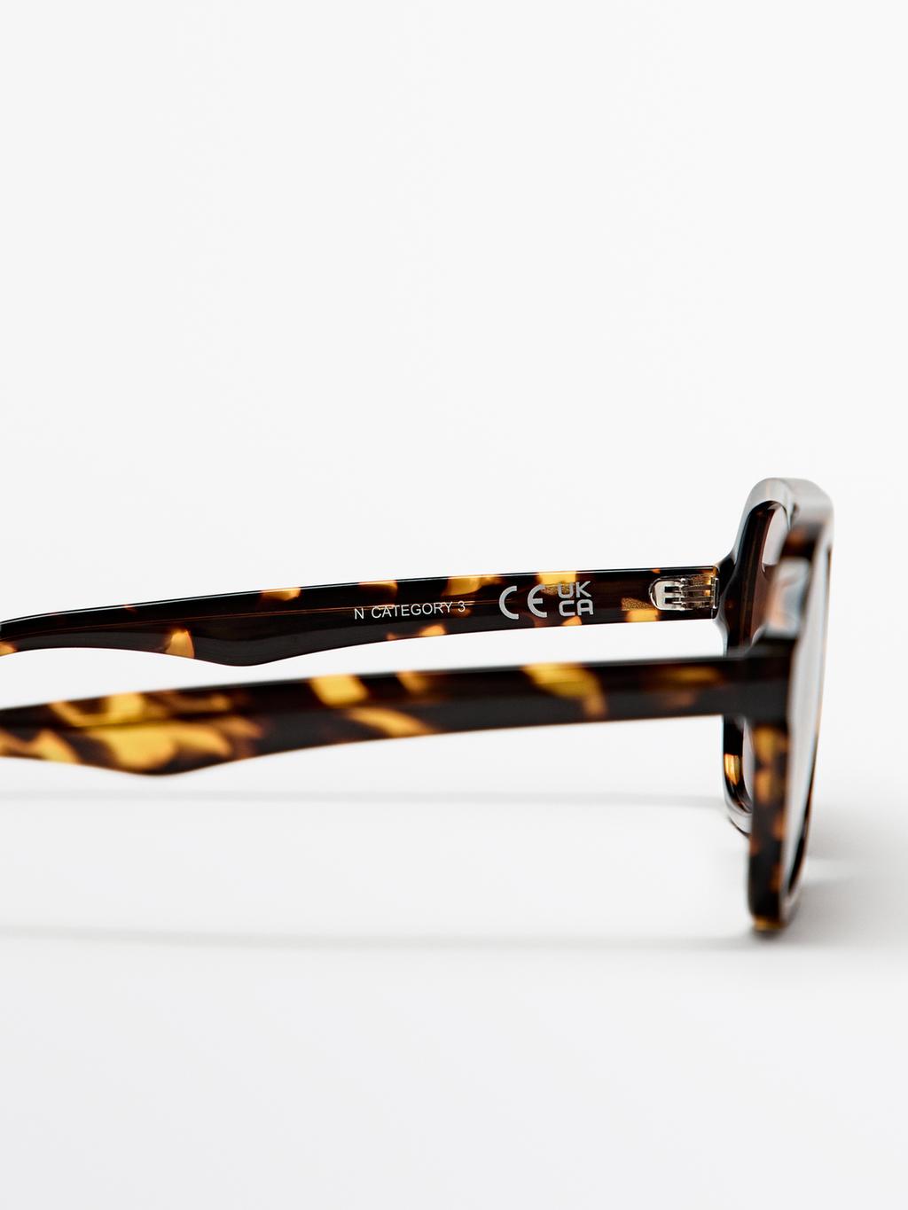 Tortoiseshell-effect aviator sunglasses