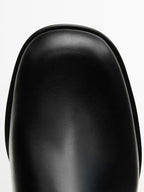 Flat leather ankle boots