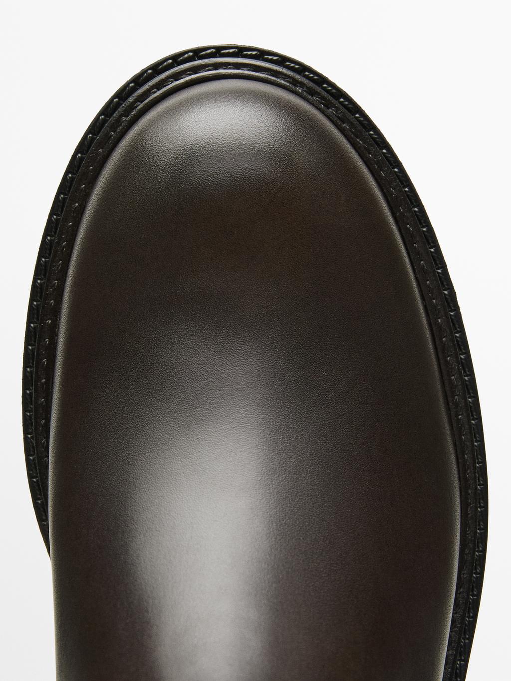 Leather Chelsea boots