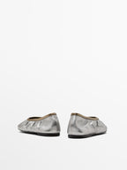 Gathered metallic ballerinas