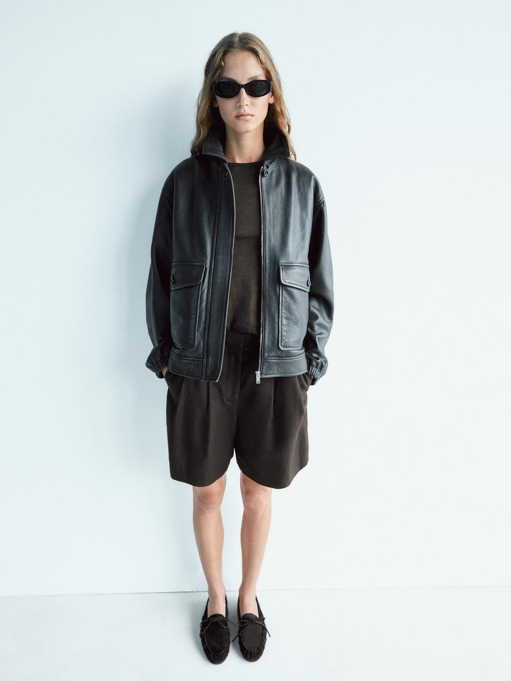 Split leather loafers with gathered bow