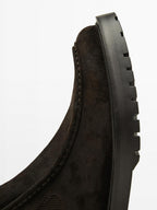 Oiled split leather Chelsea boots